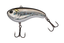 BERKLEY FLATT SHAD 5CM 11G Flatt Shad on ainutlaatuinen ja äänetön tärinäsyötti, mikä tekee siitä todella tehokkaan vieheen petokaloille. Varsinkaan ahven ei voi vastustaa Flatt Shadiä. Loistava viehe heittokalastukseen